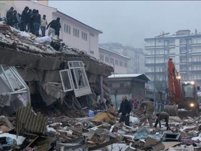 ارتفاع حصيلة قتلى زلزال تركيا 