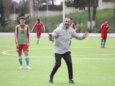 Arezki Remane, entraineur national des U17