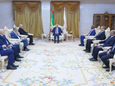 عطاف يستقبل من قبل الرئيس الموريتاني ولد الشيخ الغزواني