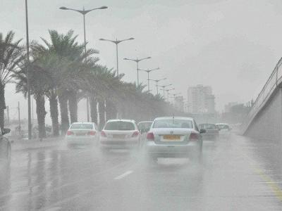 تساقط امطار رعدية على عدة ولايات من الوطن ابتداء من ظهيرة اليوم الجمعة