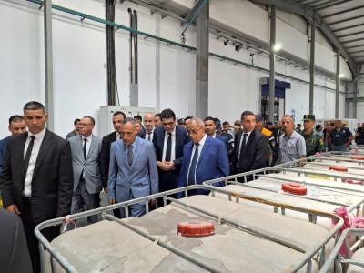 وزير الصناعة والانتاج الصيدلاني علي عون 