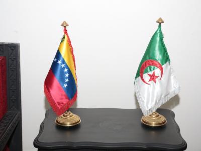 تنصيب مجموعة الصداقة البرلمانية الفنزويلية - الجزائرية دبلوماسية