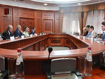 عطاف يستعرض مع رئيسة الوزراء الصربية واقع التعاون بين البلدين و آفاق تعزيزه