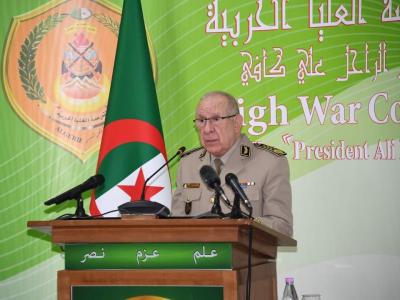 Le Général d’Armée Saïd Chanegriha préside la cérémonie de sortie de la 16e promotion de l'Ecole supérieure de Guerre 