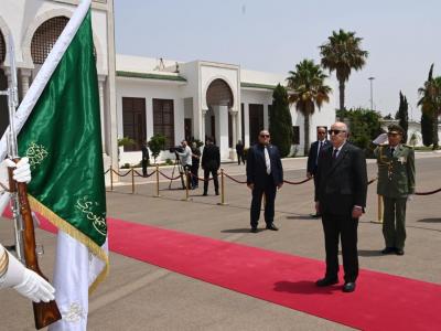 رئيس الجمهورية يغادر الجزائر متوجها إلى قطر