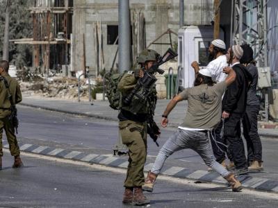 الخارجة الفلسطينية تطالب بضغط دولي على الكيان الصهيوني لوقف رعايته لجماعات مستوطنين