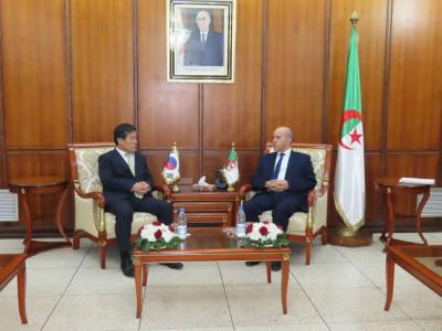 سايحي يستعرض مع سفير كوريا الجنوبية فرص التعاون الثنائي في مجال الصحة 
