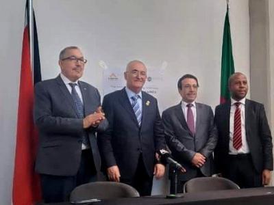 الجزائر/جنوب إفريقيا: التوقيع على مذكرة تفاهم لإنشاء مجلس أعمال مشترك 