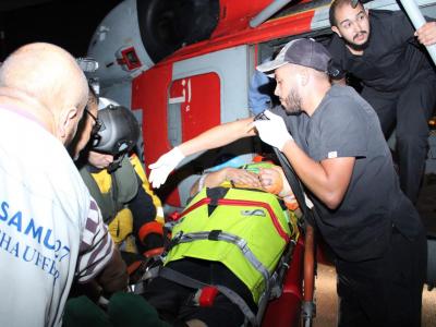 إجلاء صحي لبحار تركي تعرض لسقوط خطير 