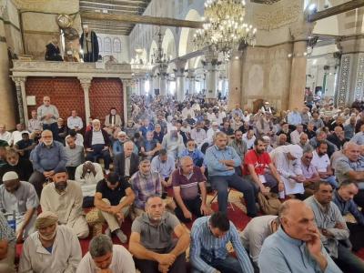 5 آلاف مواطن أدوا صلاة الجمعة في المسجد الأقصى