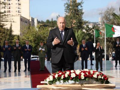 Tebboune au monument.01.11.2023