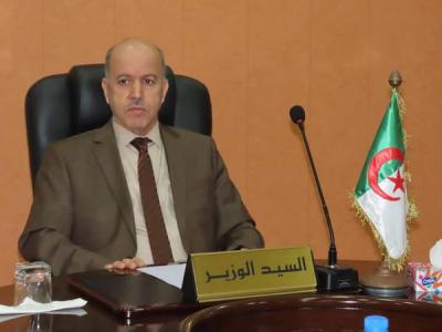  وزير الصحة السيد عبد الحق سايحي