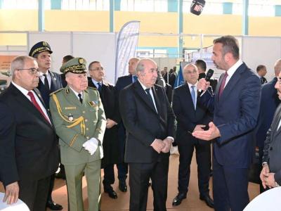 رئيس الجمهورية- معرض الانتاج الجزائري