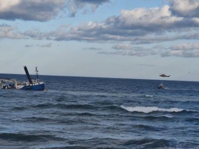 وزارة الدفاع: إنقاذ وإجلاء طاقم سفينة تحمل الراية الاسبانية بسواحل تيبازة