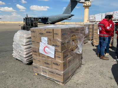 وصول مساعدات الجزائر الإنسانية لغزة إلى مطار العريش