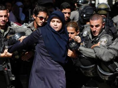 الجامعة العربية تطالب بتوفير الحماية للنساء  الفلسطينيات