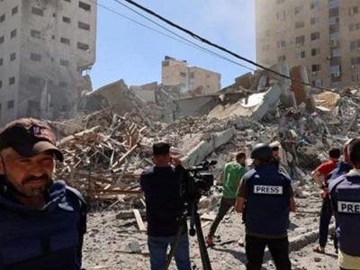 أكثر من 30 مؤسسة إعلامية توقع رسالة مفتوحة للتضامن مع الصحفيين العالمين في غزة