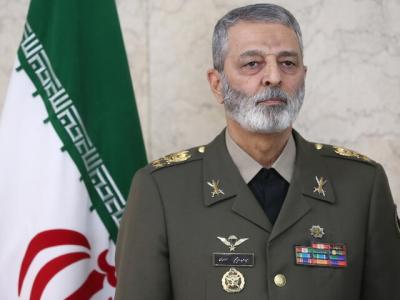 قائد الجيش الإيراني 