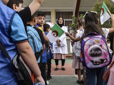 Près de 12 millions d'élèves rejoignent dimanche les bancs de l'école 