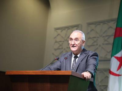 وزير المالية رقمنة 