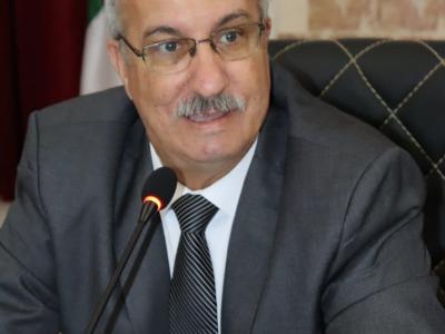 البروفيسور بوزياني مراحي مدير جامعة جيلالي اليابس 