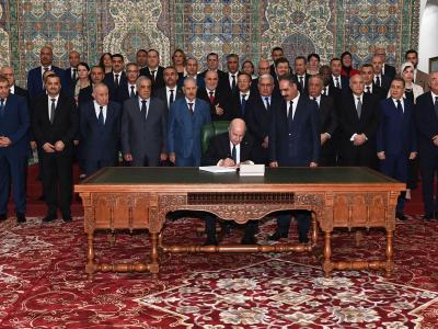 رئيس الجمهورية يوقع قانون المالية سنة 2025