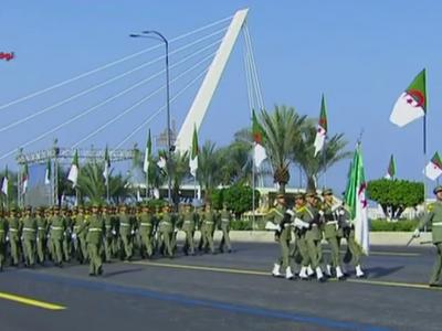 الاستعراض