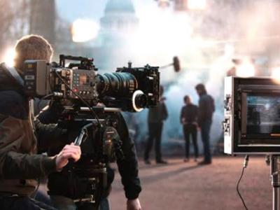 صدور قانون الصناعة السينماتوغرافية وإنشاء معهد وطني عالي للسينما، مكاسب كبرى للسينما الجزائرية صدور قانون الصناعة السينماتوغرافية وإنشاء معهد وطني عالي للسينما، مكاسب كبرى للسينما الجزائرية