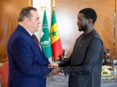 En qualité d'envoyé spécial du président de la République, le ministre de la Communication reçu à Dakar par le président sénégalais
