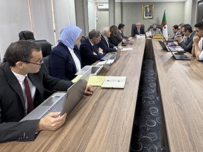 اجتماع عمل حول رقمنة قطاع التجارة 