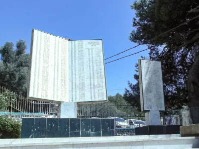massacres_du_8_mai_1945-monument.jpg