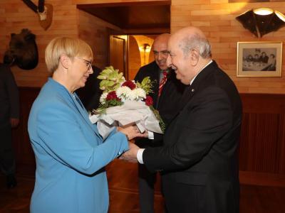 Tebboune Slovénie
