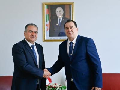 وزير الإتصال