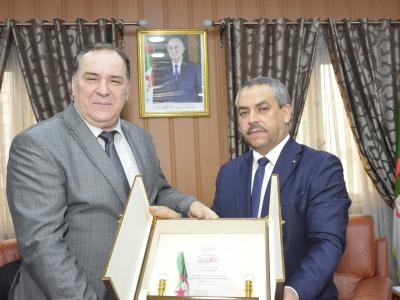 سعداوي يستقبل وزراء القطاعات وممثلي الأجهزة الوطنية التي ساهمت في  إنجاح امتحانات دورة 2025