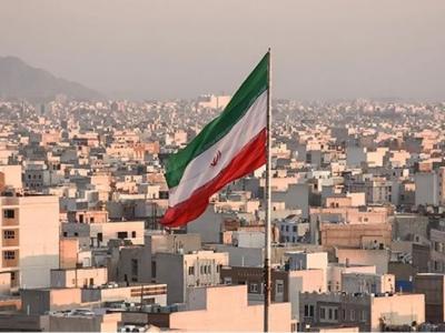 إيران 