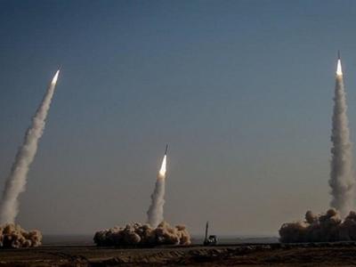 iran-lancement-missiles02.jpg