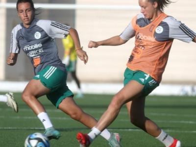 L'équipe féminine de football