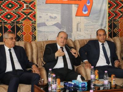 وزير الصناعة سيفي غريب