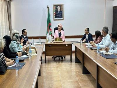  مولوجي تشرف على اجتماع تنسيقي حول المنحة المدرسية الخاصة 