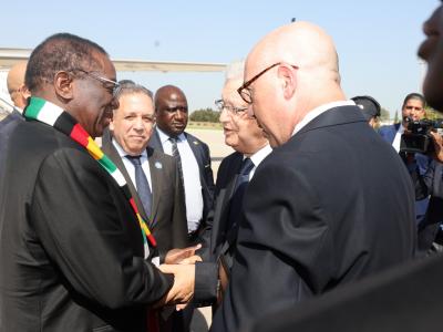 presidence-dz-zimbabwe-02.jpg