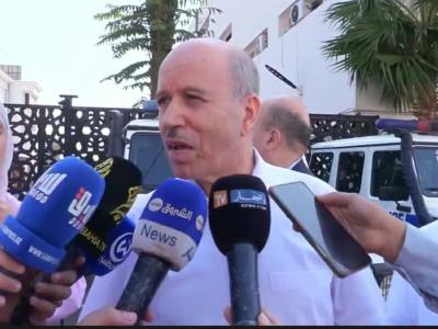 مؤكدا "تجند جميع الطواقم الطبية وشبه الطبية لضمان التكفل الأمثل بجميع المصابين".