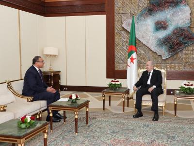 Le président de la République reçoit l'ambassadeur de la République arabe d'Egypte en Algérie