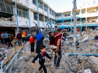 Selon Human Rights Watch, l'entité sioniste a bombardé plus de 500 écoles abritant des déplacés à Ghaza