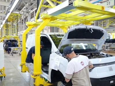 Usine Fiat à Oran