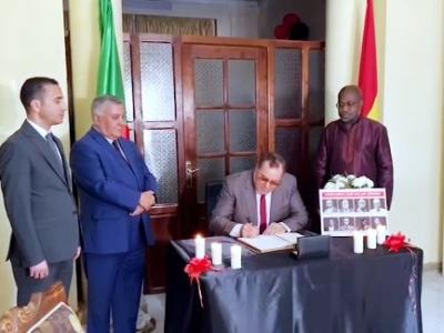 وفاة مسؤولين سامين في تحطم مروحية بجمهورية غانا: وزير الاتصال يوقع على سجل التعازي