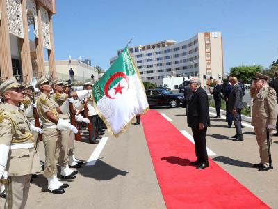 رئيس الجمهورية يشرف على مراسم الاحتفال باليوم الوطني للجيش الوطني الشعبي 