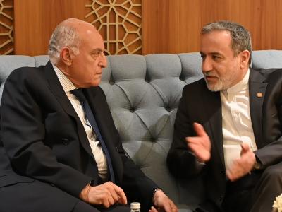 الجزائر ايران