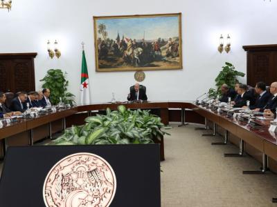 رئيس الجمهورية 