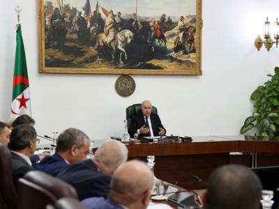 رئيس الجمهورية 