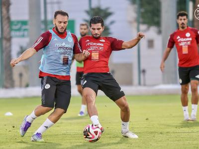 المنتخب الوطني يجري حصة تدريبية 